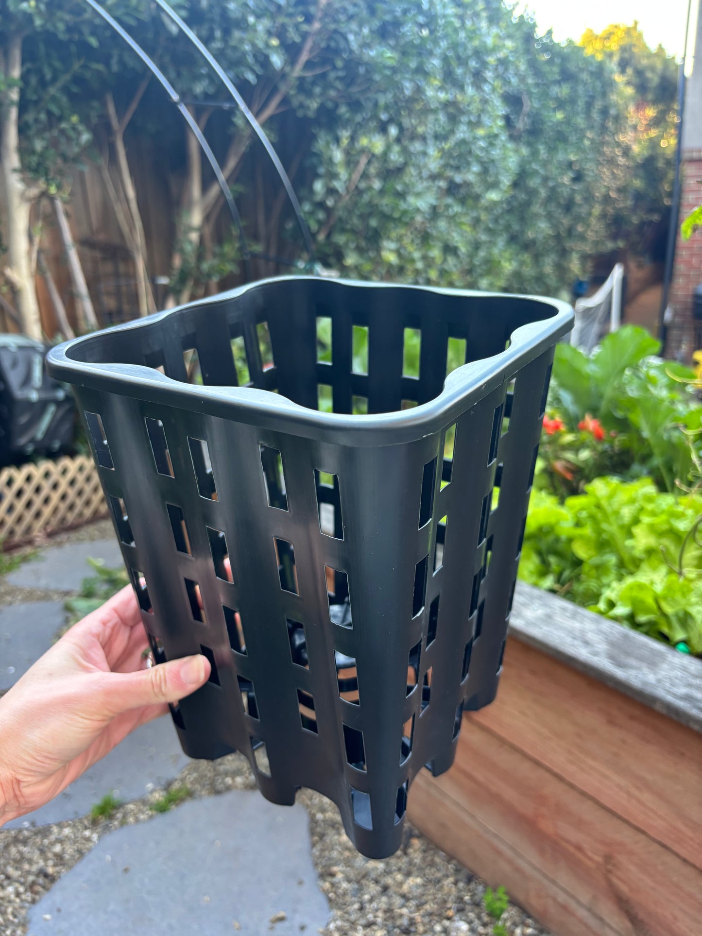 Soil Sieve - Multipurpose Anti-Spiraling Root Trainer Pot