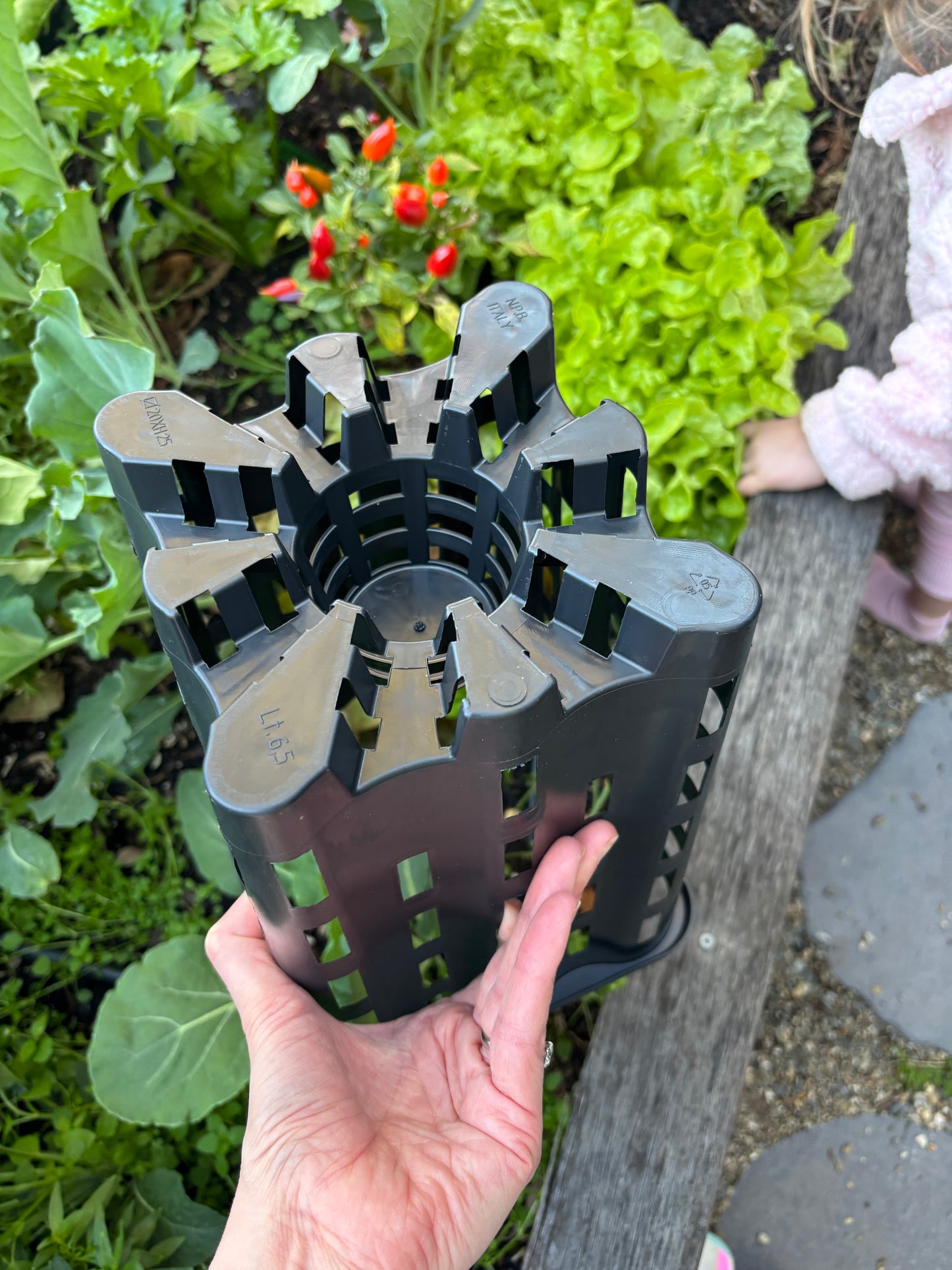 Soil Sieve - Multipurpose Anti-Spiraling Root Trainer Pot